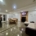 Mecho Villa